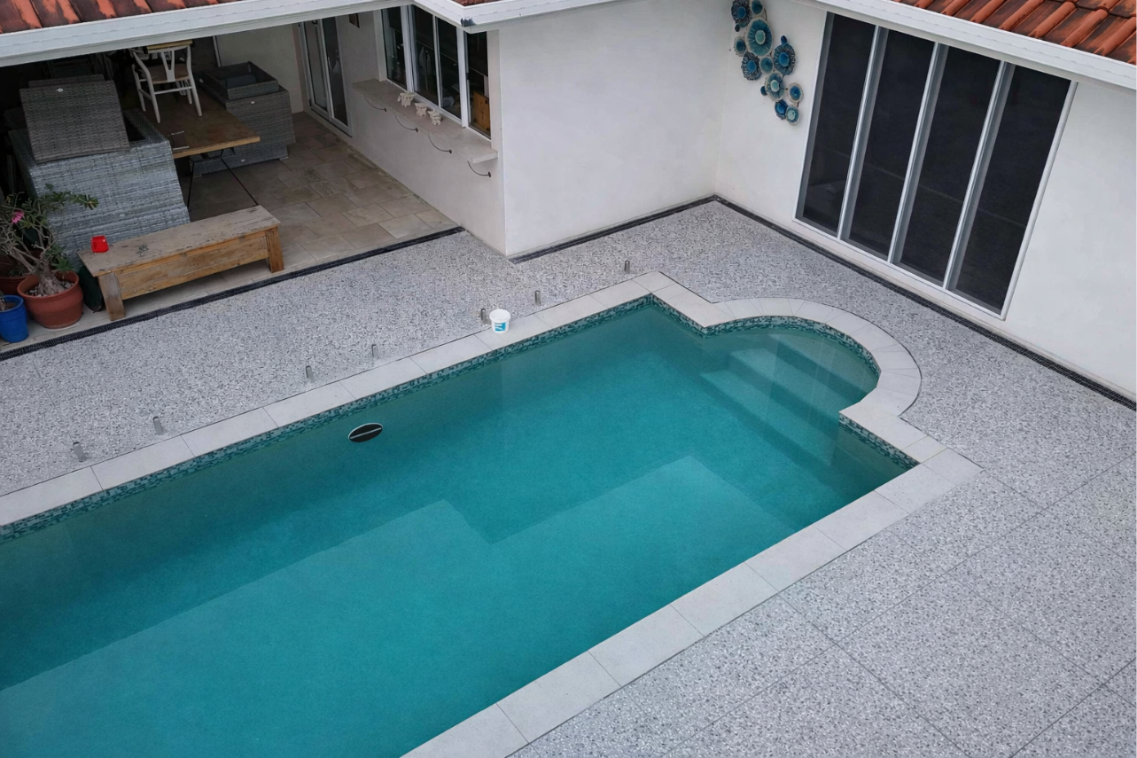 images/slider/pool.png